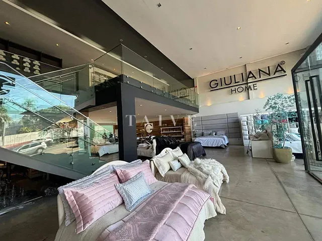 Loja com 500m², para alugar, no bairro Jardim Higienópolis em Londrina
