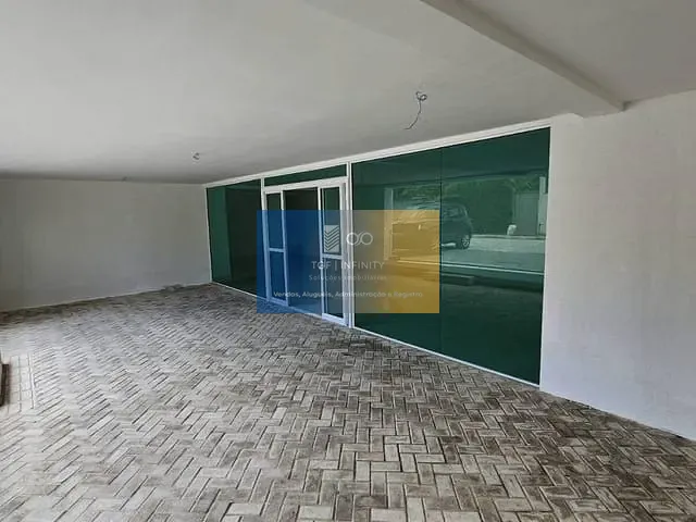 Loja com 96m², à venda, no bairro Cupe em Ipojuca