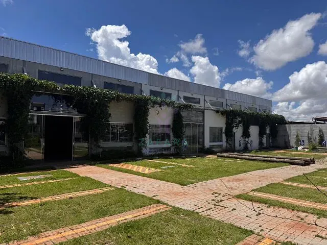 Loja à venda, no bairro Carandá Bosque em Campo Grande