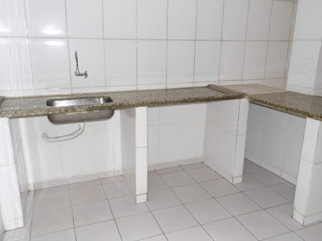 Loja com 90m², para alugar, no bairro Vila Camargos em Guarulhos