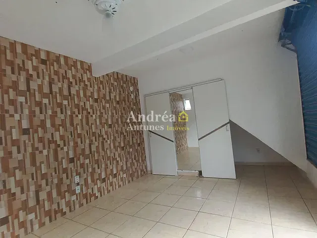 Loja para alugar, no bairro São Cristóvão em Cabo Frio