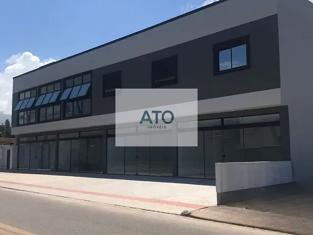 Loja para alugar, no bairro Universitário em Tijucas