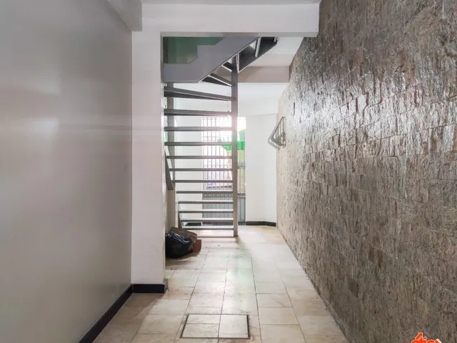 Sala para alugar, no bairro Umarizal em Belém