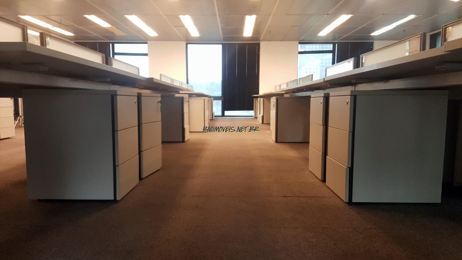 Loja-Salão, 267 m² - Foto 1