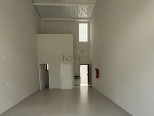 Loja para alugar, no bairro Atibaia Jardim em Atibaia