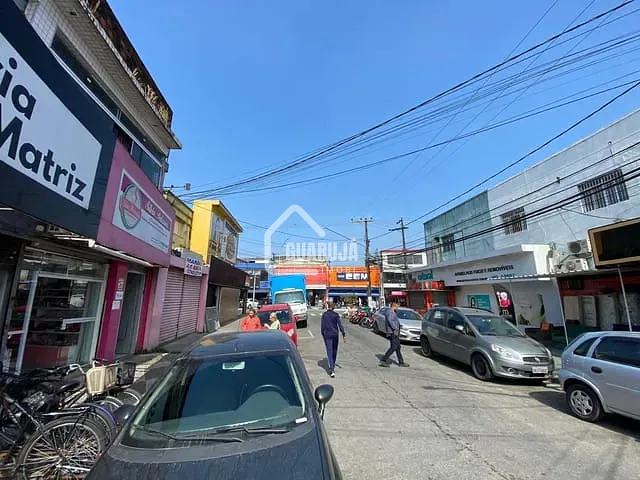 Loja com 9m², para alugar, no bairro Vila Alice (Vicente de Carvalho) em Guarujá