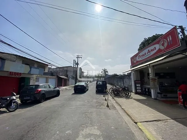 Loja com 9m², para alugar, no bairro Vila Alice (Vicente de Carvalho) em Guarujá