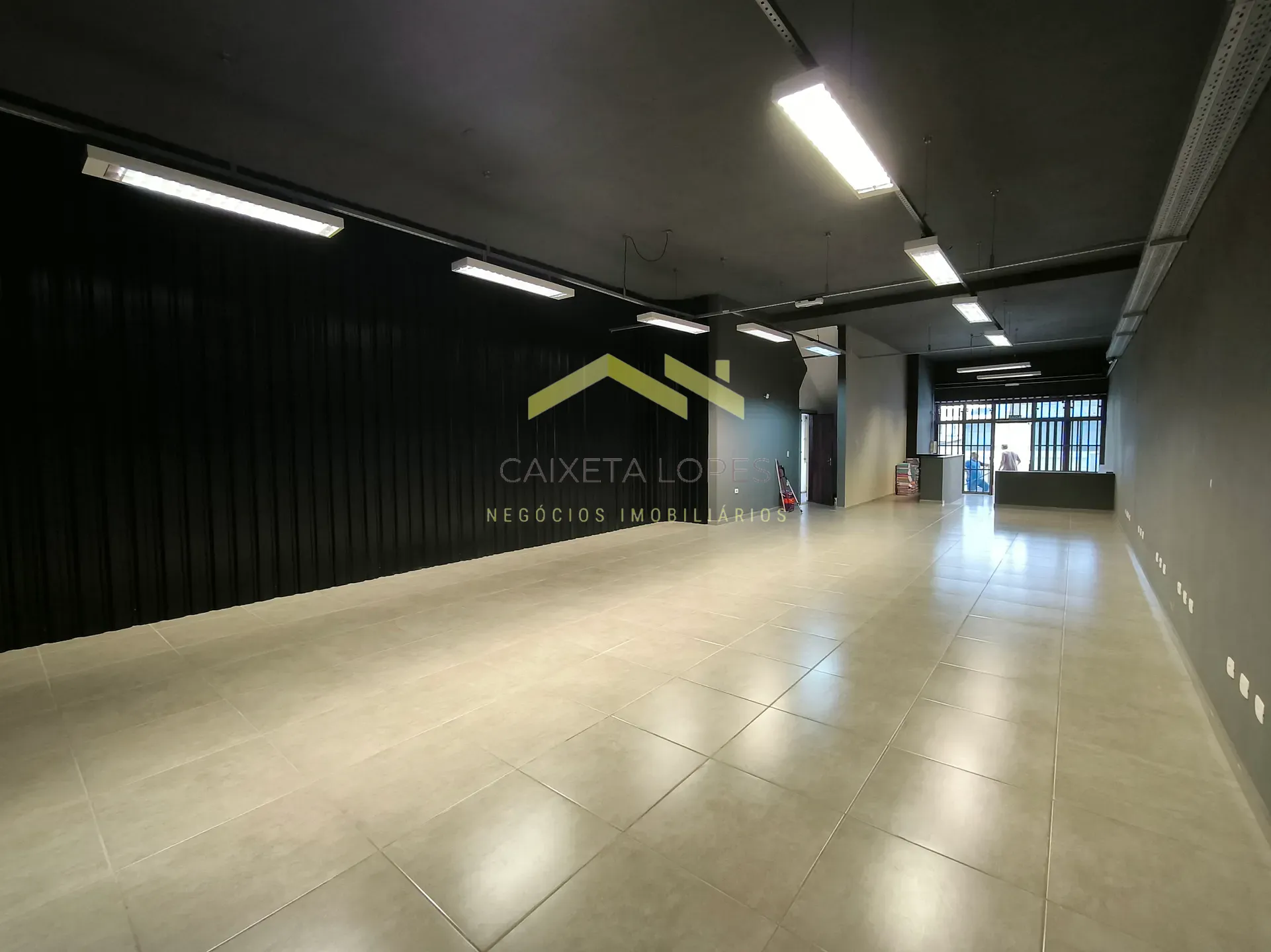 Loja-Salão, 140 m² - Foto 2