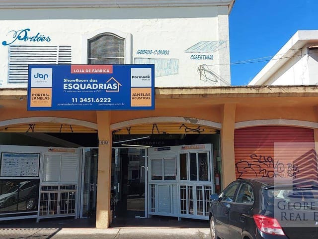 Loja à venda ou para alugar, no bairro Saúde em São Paulo