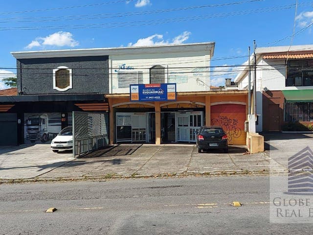 Loja à venda ou para alugar, no bairro Saúde em São Paulo