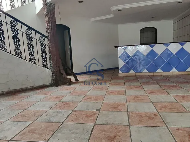 Loja com 150m², para alugar, no bairro Chácara Cocaia em São Paulo