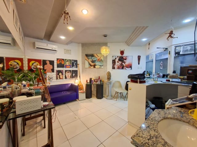 Loja à venda, no bairro Caminho das Árvores em Salvador