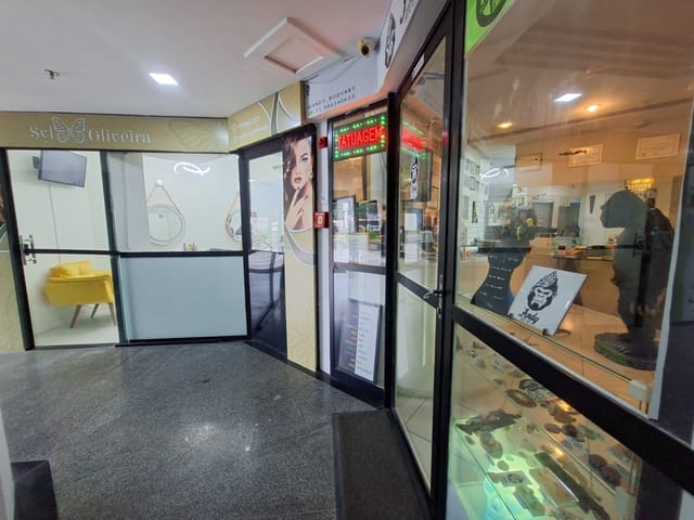 Loja à venda, no bairro Caminho das Árvores em Salvador