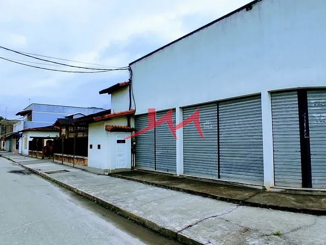 Loja com 600m², à venda, no bairro Papucaia em Cachoeiras de Macacu