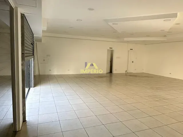 Loja com 139m², para alugar, no bairro Centro em Salto