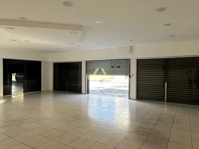 Loja com 139m², para alugar, no bairro Centro em Salto