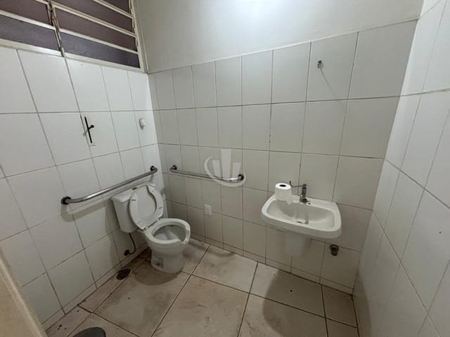 Foto do Loja - IMÓVEL COMERCIAL para Locação 8 Vagas, 610M², CENTRO, ARARAQUARA - SP | Investe Imobiliária LTDA