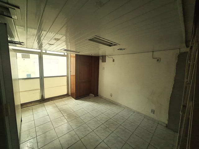 Foto do Loja - Loja para Locação no coração de Niterói - 32m² com Banheiro! | JB Imóveis Ltda