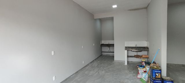 Loja com 28m², para alugar, no bairro Jardim dos Buritis em Aparecida de Goiânia