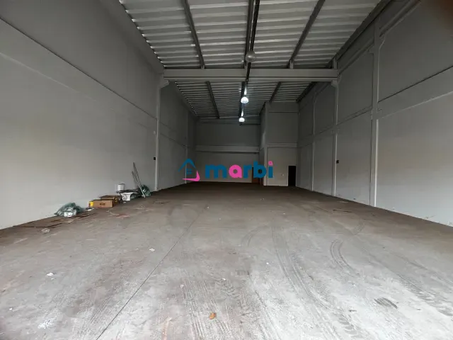 Loja com 271m², para alugar, no bairro Jardim São Paulo em Americana