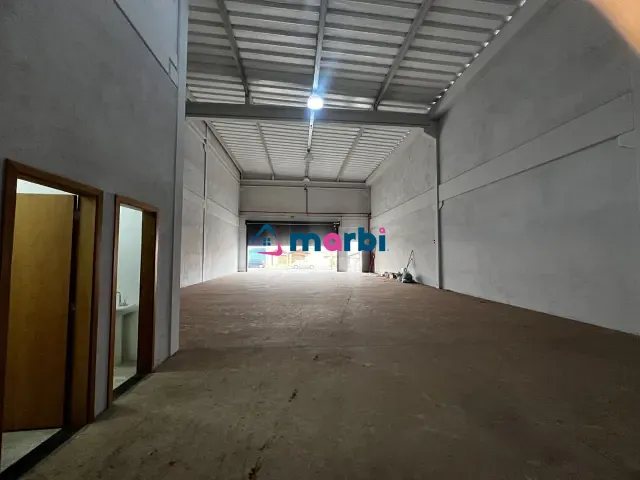 Loja com 271m², para alugar, no bairro Jardim São Paulo em Americana