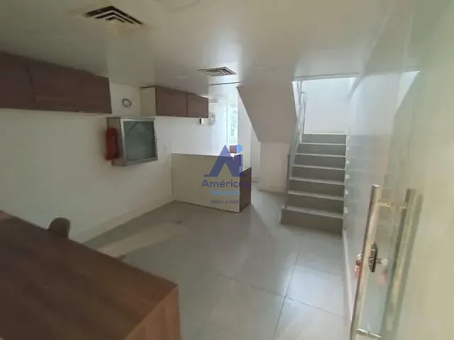 Loja com 33m², para alugar, no bairro Recreio dos Bandeirantes em Rio de Janeiro