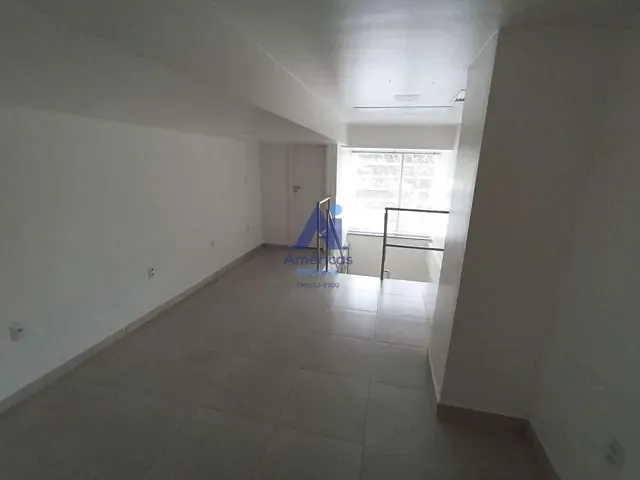 Loja com 33m², para alugar, no bairro Recreio dos Bandeirantes em Rio de Janeiro