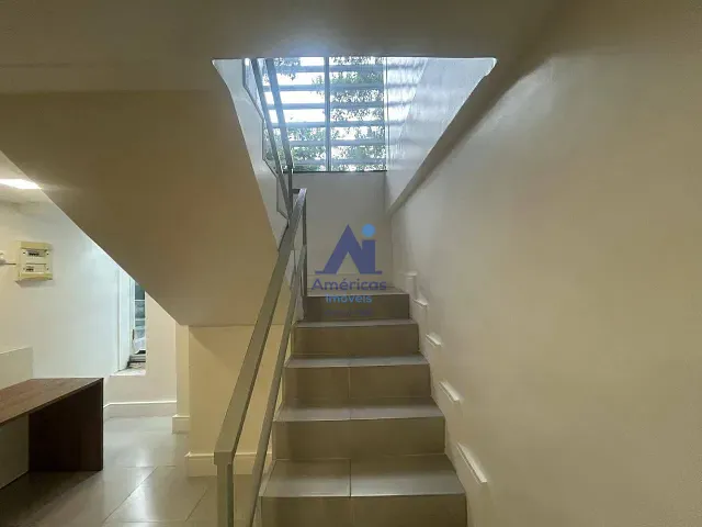 Loja com 33m², para alugar, no bairro Recreio dos Bandeirantes em Rio de Janeiro