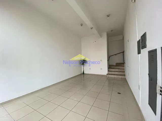 Loja com 165m², para alugar, no bairro Centro em Capivari