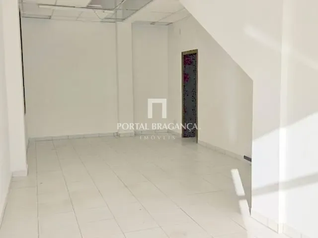 Loja com 65m², para alugar, no bairro Centro em Bragança Paulista