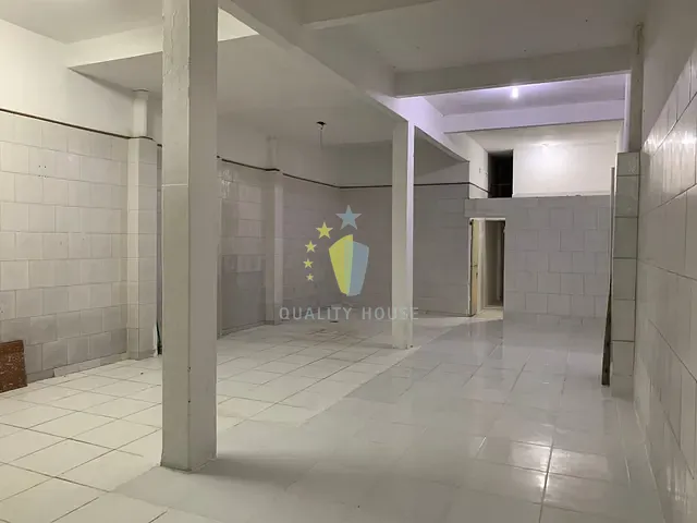 Loja com 96m², à venda, no bairro Marechal Hermes em Rio de Janeiro