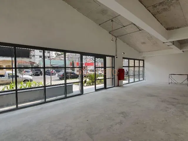 Loja para alugar, no bairro Campo Belo em São Paulo
