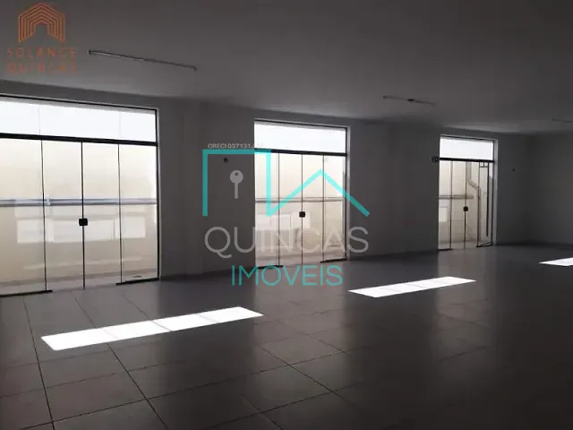 Loja com 250m², para alugar, no bairro Parque Residencial Eloy Chaves em Jundiaí