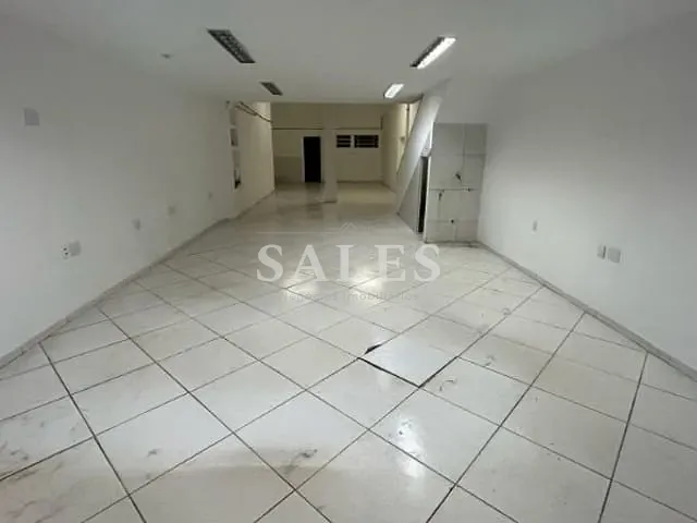 Loja com 170m², para alugar, no bairro Centro em Juiz de Fora