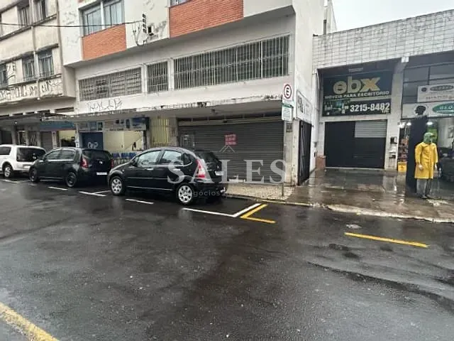 Loja com 170m², para alugar, no bairro Centro em Juiz de Fora