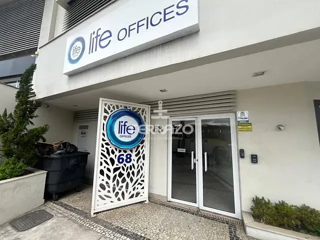 Sala com 30m², à venda, no bairro Laranjal em Volta Redonda