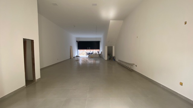 Foto do Loja - R$ 9.500, Loja com 150m2 para Locação na Av. Henrique Terra/Cabo Frio, RJ | Vivre imob