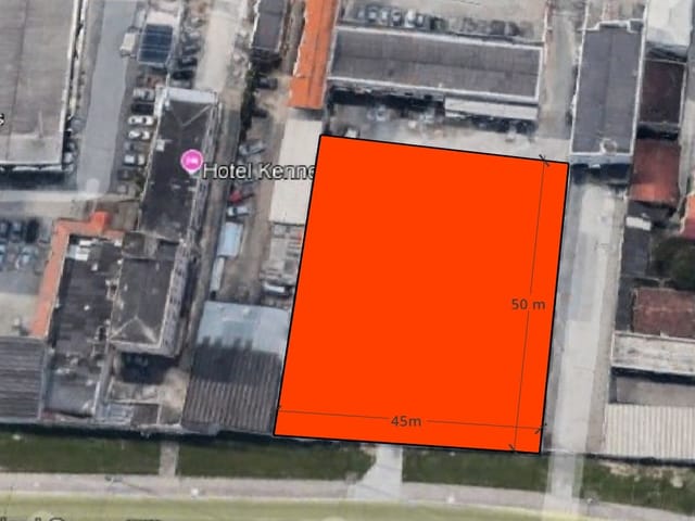 Loja com 2250m², para alugar, no bairro Campinas em São José