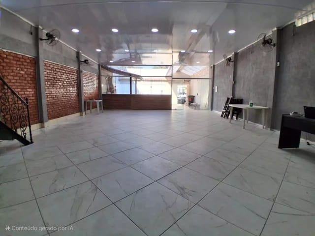 Loja com 200m², para alugar, no bairro Bangu em Rio de Janeiro