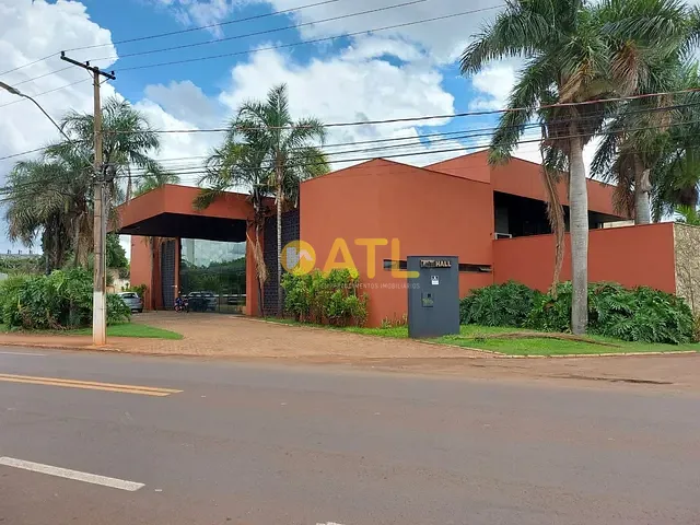 Loja com 4000m², para alugar, no bairro Jardim Santa Fé em Ourinhos