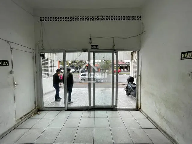Loja para alugar, no bairro Sítio Paecara (Vicente de Carvalho) em Guarujá