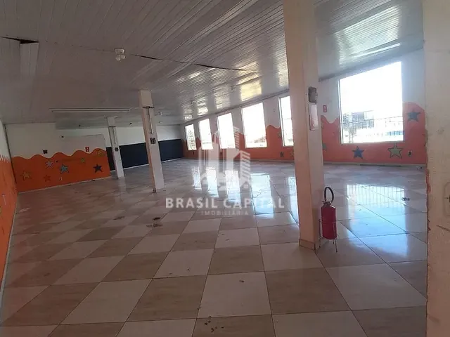 Loja com 220m², para alugar, no bairro Wanel Ville em Sorocaba