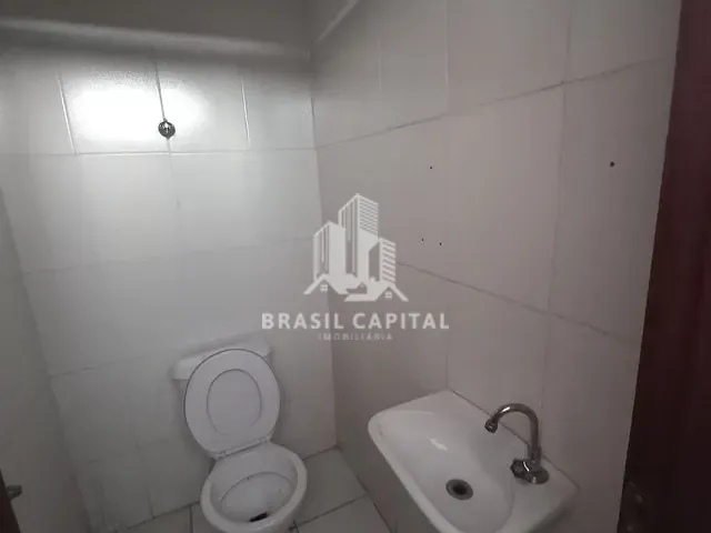 Loja com 220m², para alugar, no bairro Wanel Ville em Sorocaba
