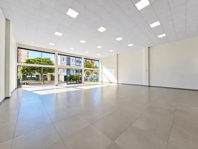 Loja com 420m², para alugar, no bairro Centro em Londrina