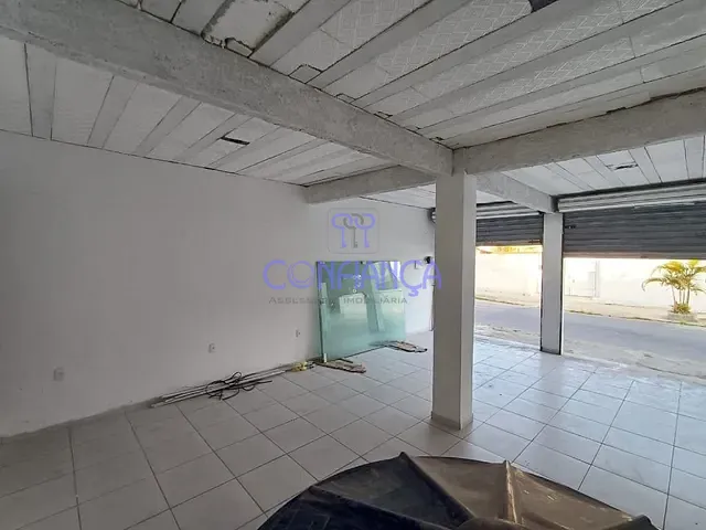 Loja com 10m², para alugar, no bairro Campo Grande em Rio de Janeiro