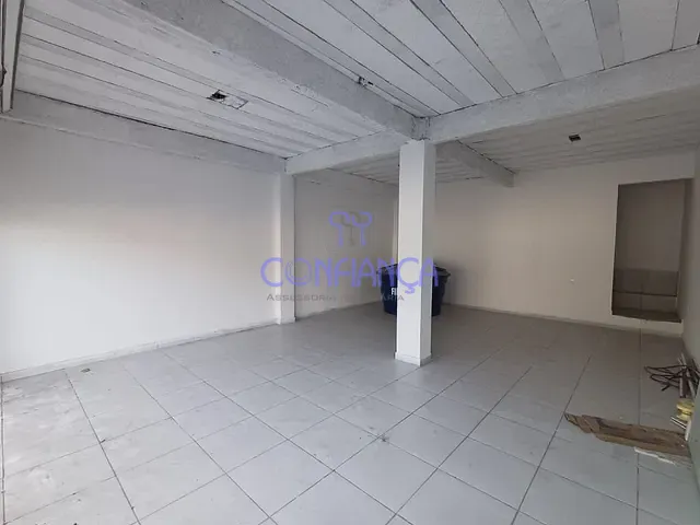 Loja com 10m², para alugar, no bairro Campo Grande em Rio de Janeiro