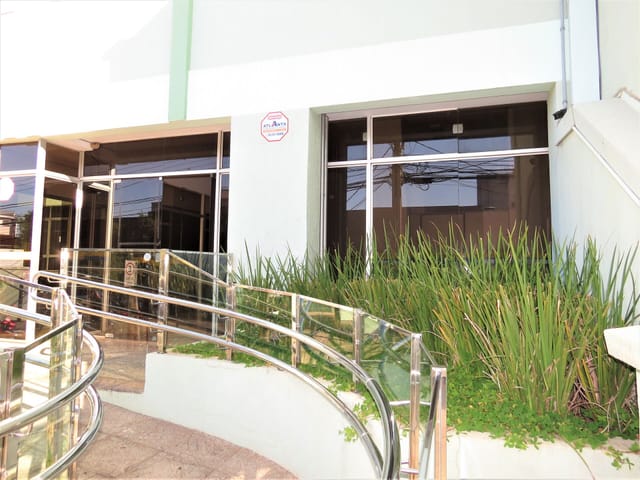 Loja com 316m², à venda, no bairro Centro em Londrina