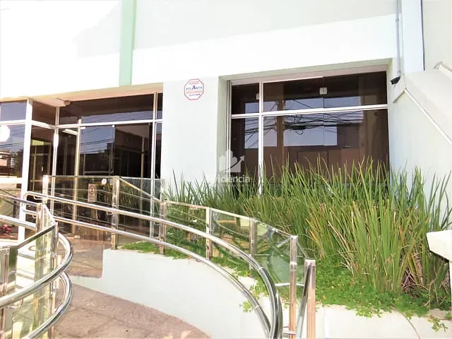 Loja com 316m², à venda, no bairro Centro em Londrina