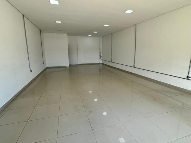 Foto do Loja - Sala Comercial para locação, Parque São Bento, Sorocaba, SP | EDSON GARCIA DE CARVALHO & CIA LTDA