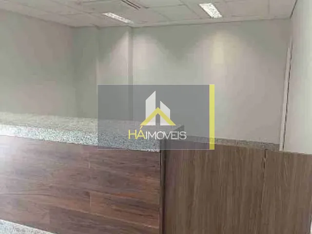 Loja com 155m², para alugar, no bairro Santa Efigênia em Belo Horizonte